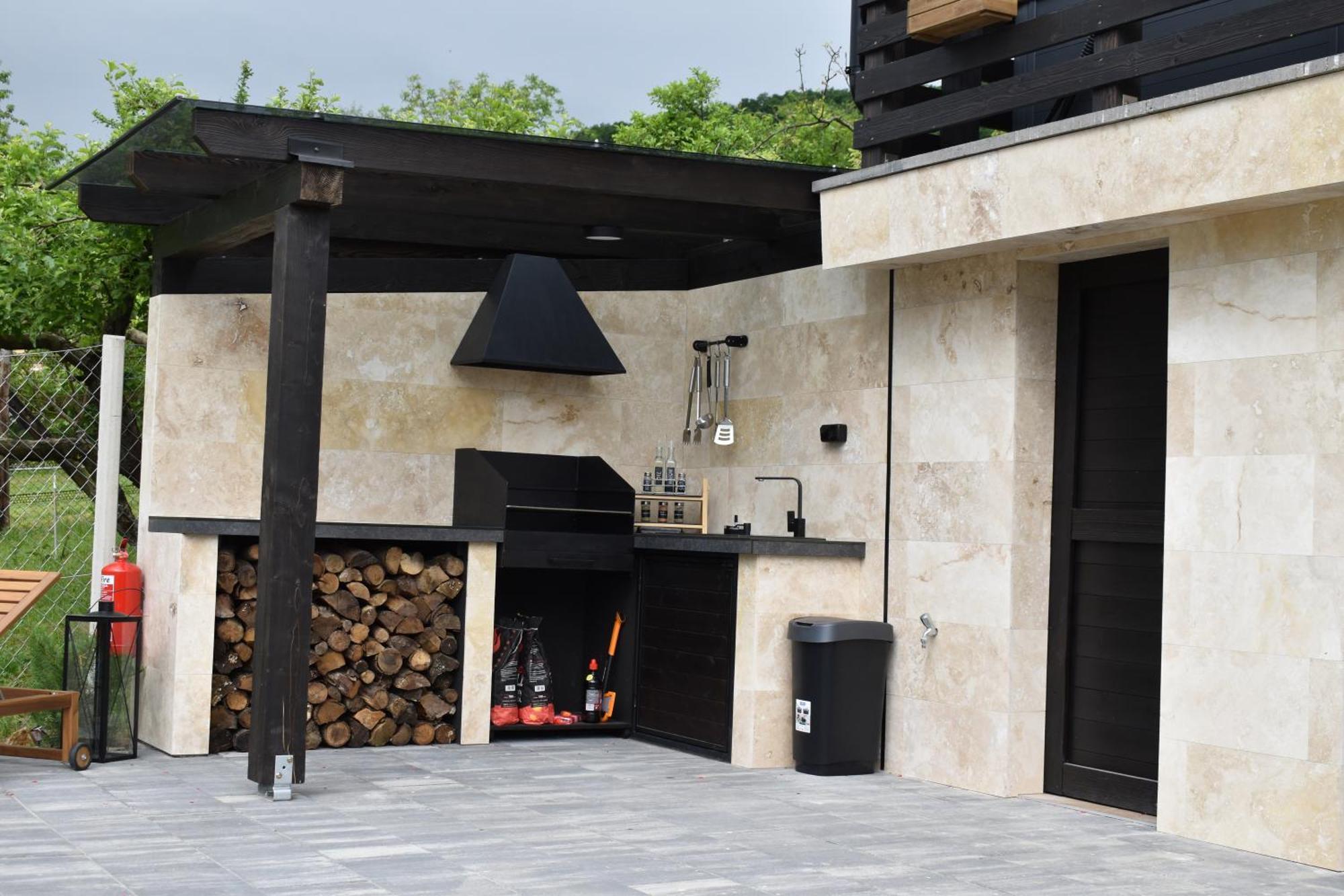 Woodpecker Villa Нагимарош Екстериор снимка