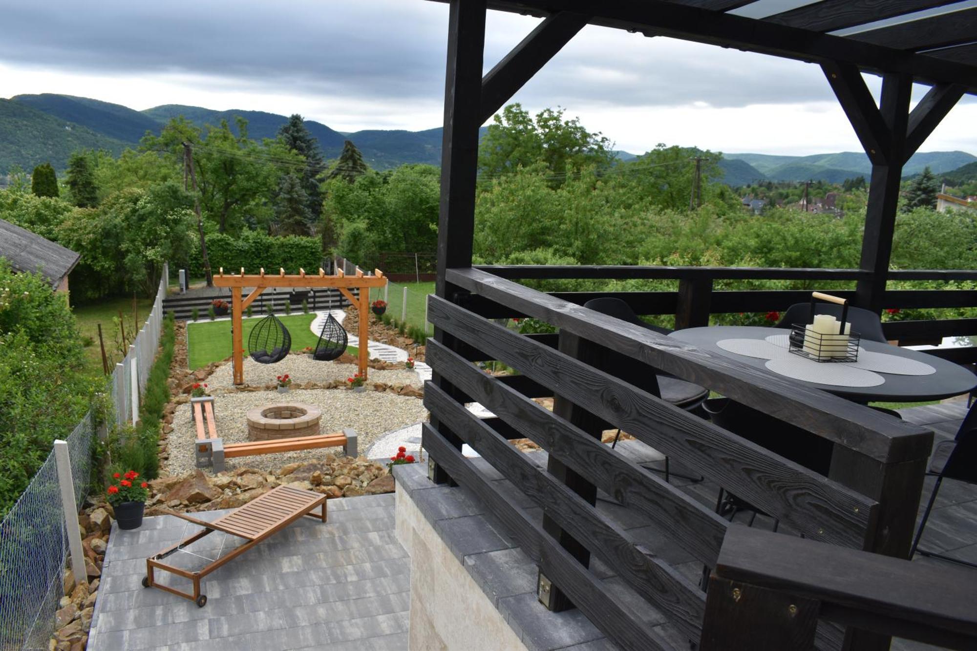 Woodpecker Villa Нагимарош Екстериор снимка