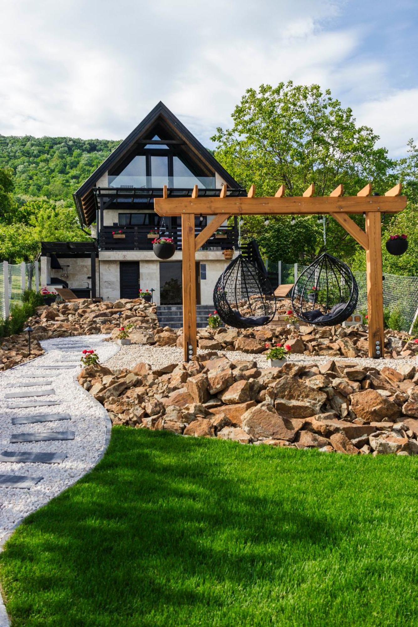 Woodpecker Villa Нагимарош Екстериор снимка